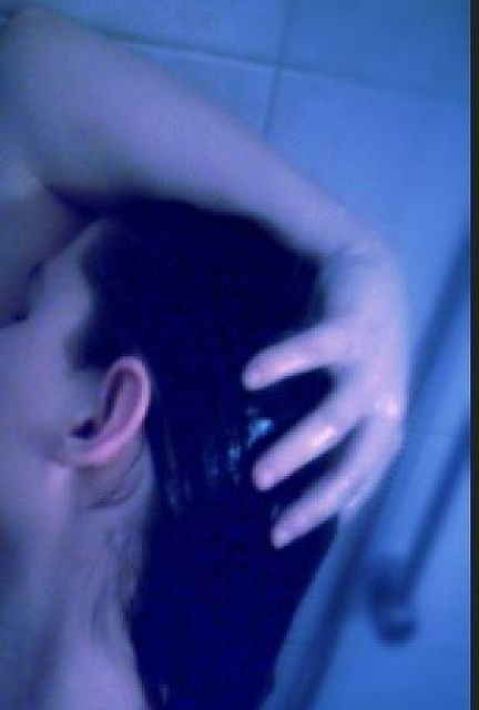 Willig - Willige Zofe sucht dominanten Mann!