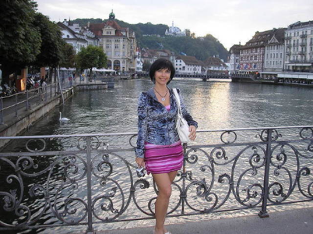 56sucheMann - Jung aussehende Mitt-Fünfzigerin...