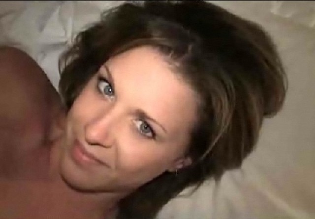 PenisSuche30 - Bisexuelle sucht Penis! 
